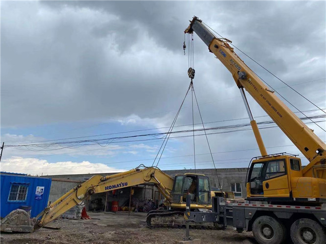 丰满区25吨吊车的工作半径是多少？